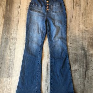 Button Fly Flare Jean